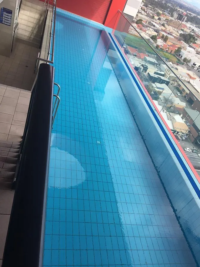 Rnr Serviced Apartments Adelaide - Grote St.